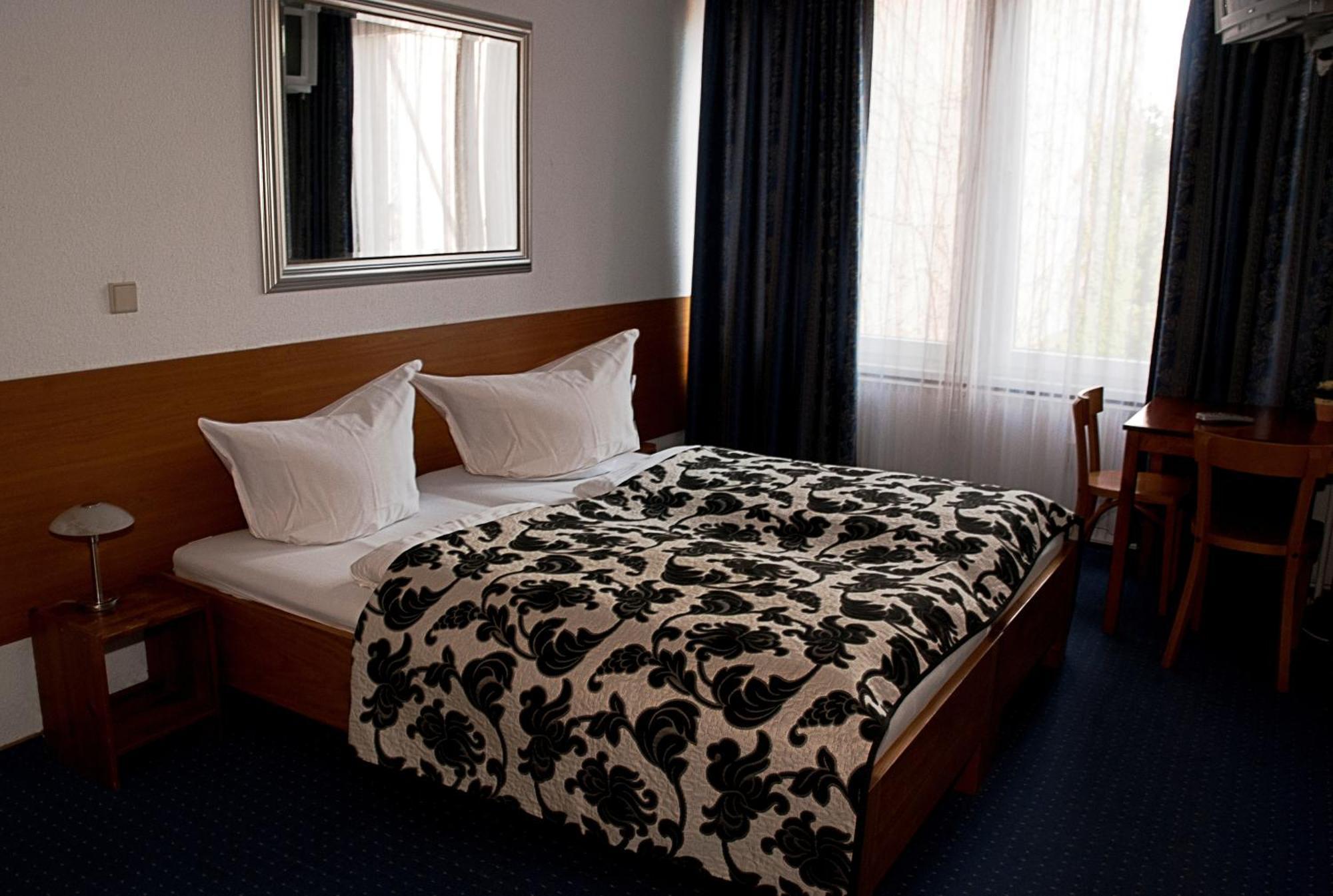 Double Room,112020981:JPEG